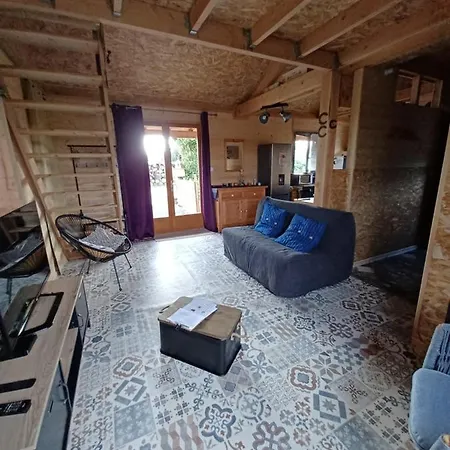 Chalet Chaleureux Avec Parking Garage Motos, Velos *