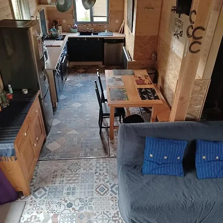 샬레 Chaleureux Avec Parking Garage Motos, Velos